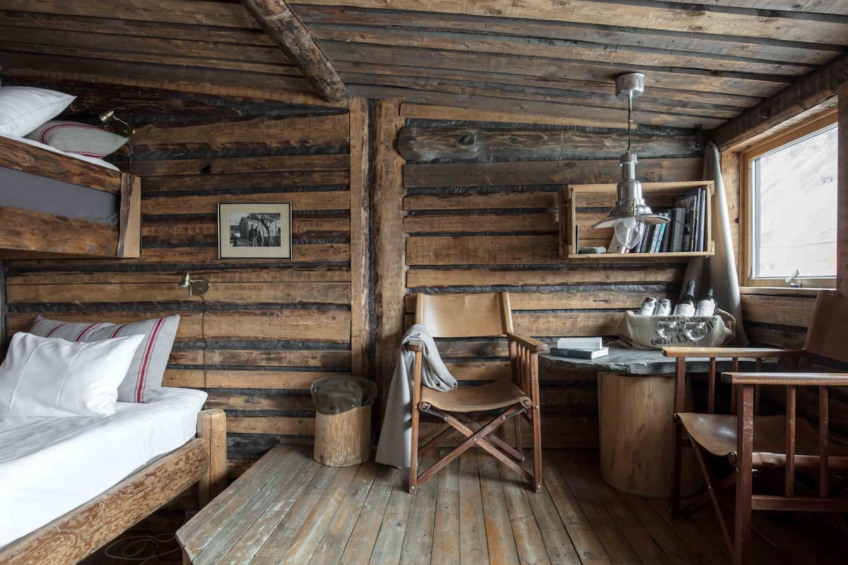 Standard Triple Room | Living area