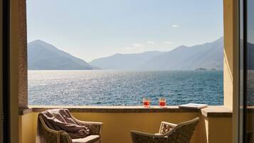 Lake Room Premium ( Vista 33 ) | Terrace/patio
