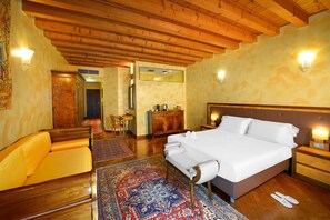 Deluxe Double or Twin Room with Balcony and Arena View | Premium bedding, down comforters, memory foam beds, in-room safe