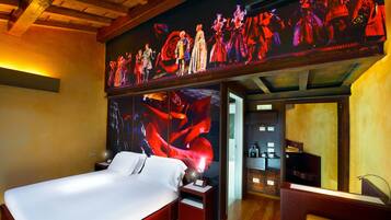 Deluxe Double or Twin Room, Arena View, Annex Building | Premium bedding, down comforters, memory foam beds, in-room safe