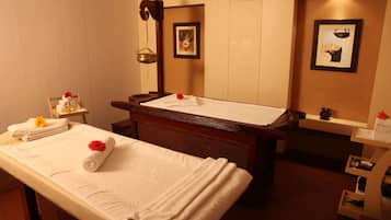 Body treatments, body scrubs, facials, 3 treatment rooms
