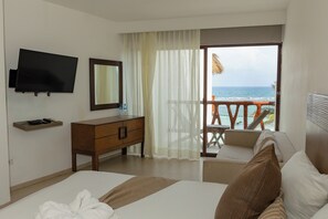 Standard Room, 1 Queen Bed, Partial Ocean View - Hotel Quinto Solé (Mahahual)