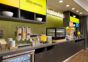 Free daily continental breakfast - Home2 Suites by Hilton Charleston Airport/Convention Center, SC (North Charleston)