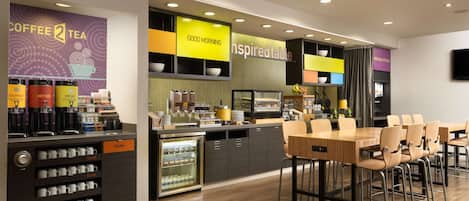 Tägliches inbegriffenes kontinentales Frühstück