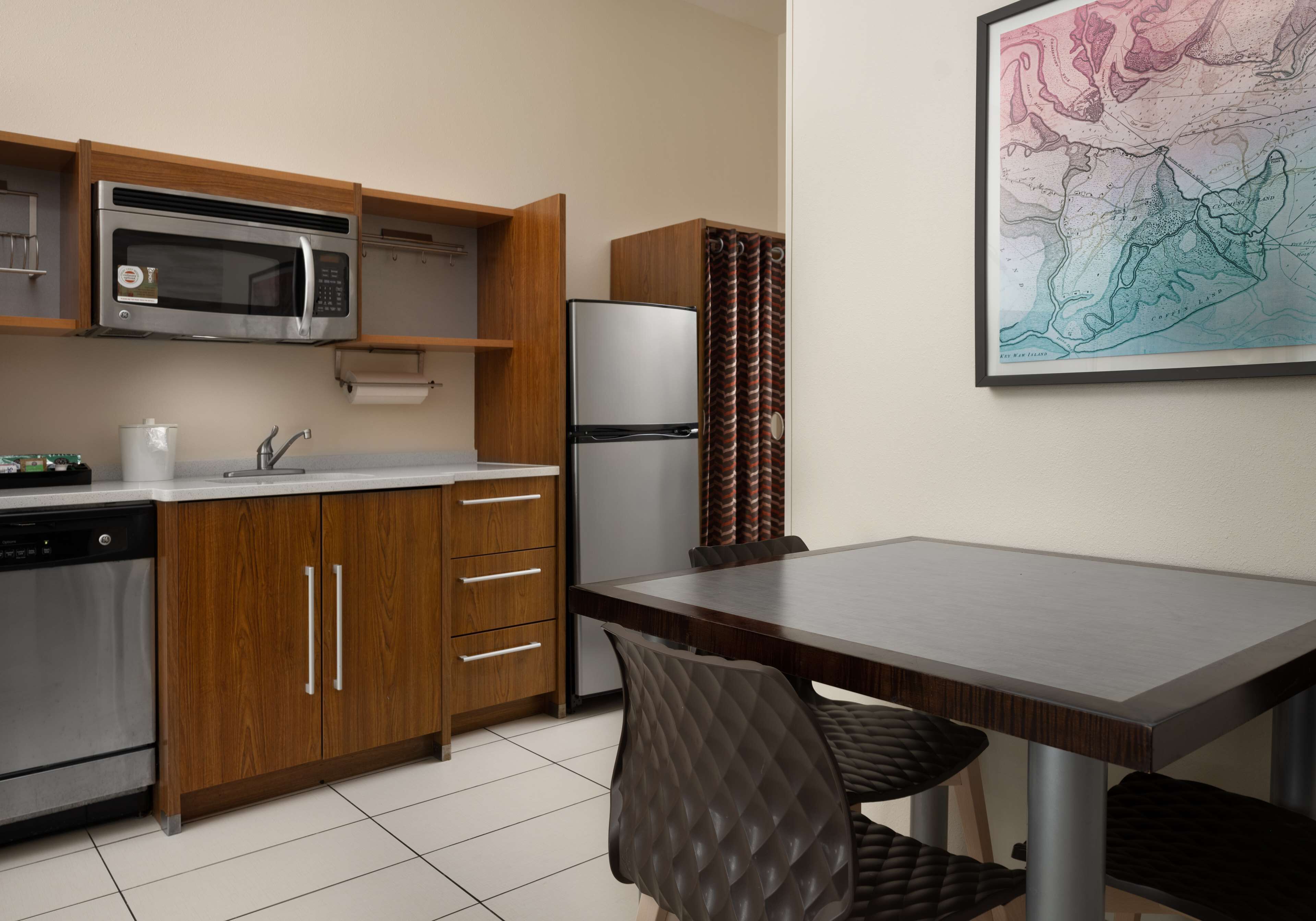 suite, 1 king bed | private kitchen | fridge, microwave, coffee/tea maker, cookware/dishes/utensils
