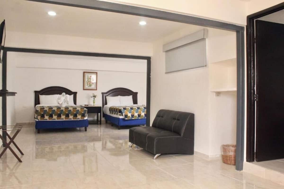 Deluxe Double Room | Free WiFi, bed sheets