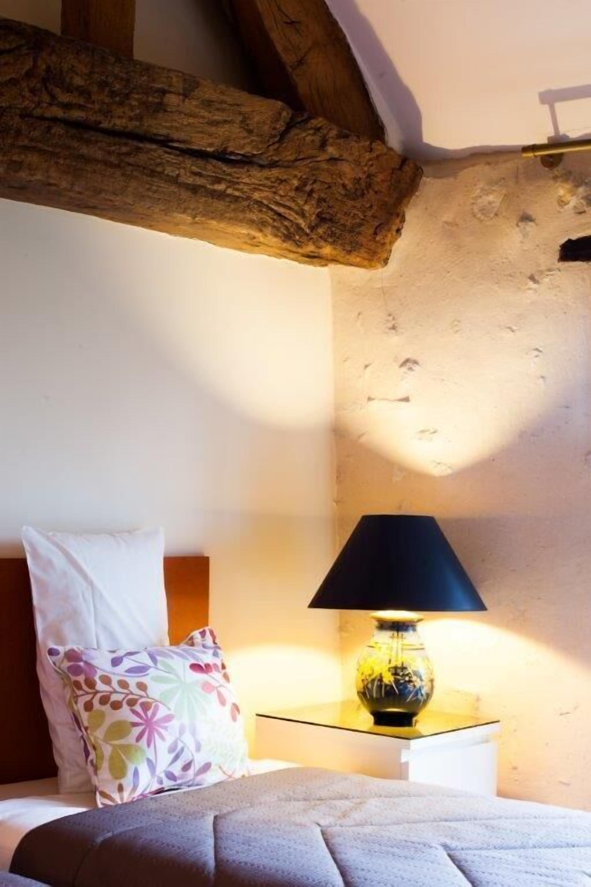 twin room | premium bedding, in-room safe, individually decorated, blackout curtains