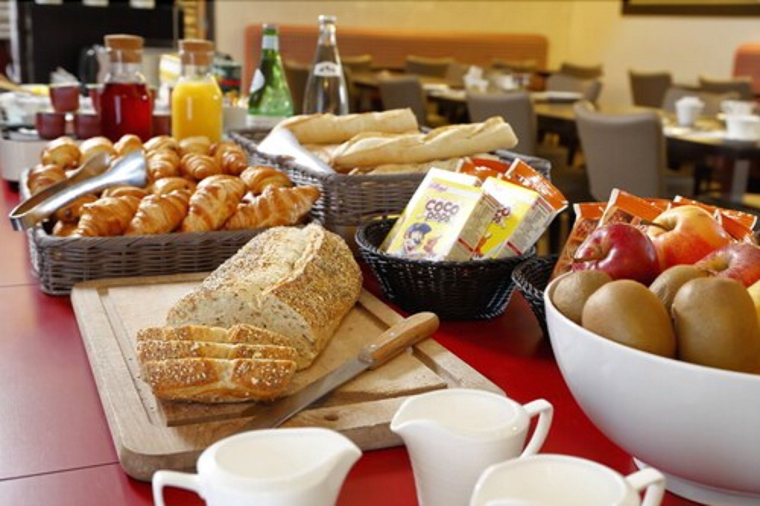 daily continental breakfast (eur 15 per person)