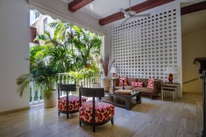 منطقة الجلوس في الردهة