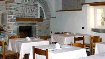 Tägliches inbegriffenes Frühstücksbuffet