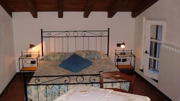Hochwertige Bettwaren, Tempur-Pedic-Betten, Minibar, Zimmersafe
