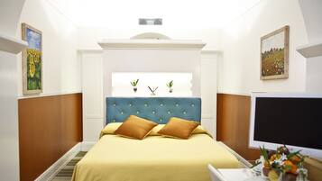 1 quarto, cofres nos quartos, Wi-Fi de cortesia, roupa de cama