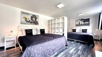 Studio for 4 people | Hypo-allergenic bedding available, desk, laptop workspace