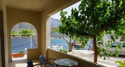 Valentino Apartments and Studios