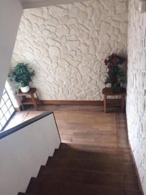 Interior - Hôtel des Arcades (Rouen)