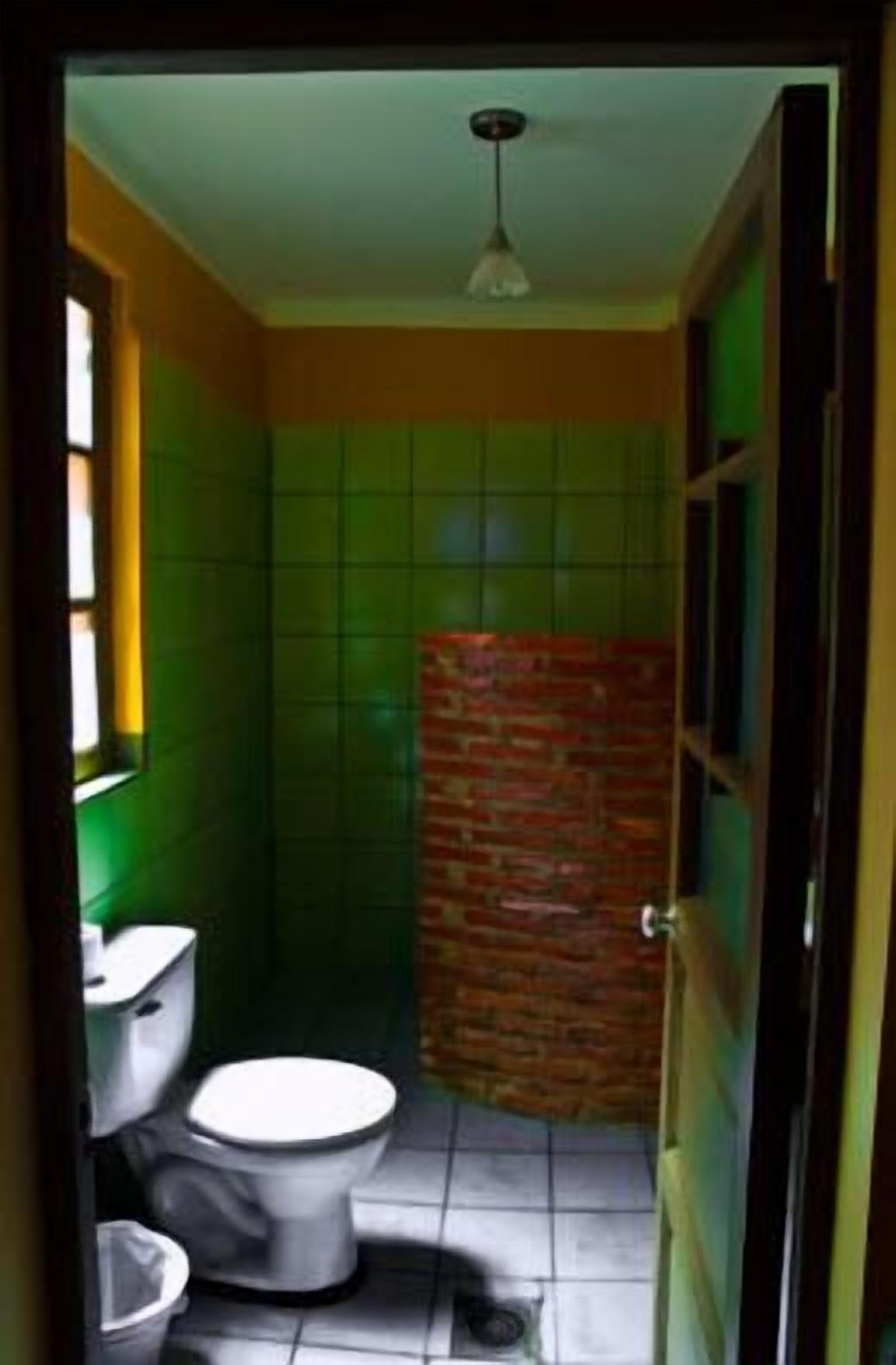 superior apartment, 2 bedrooms | bathroom | shower, rainfall showerhead, free toiletries, towels