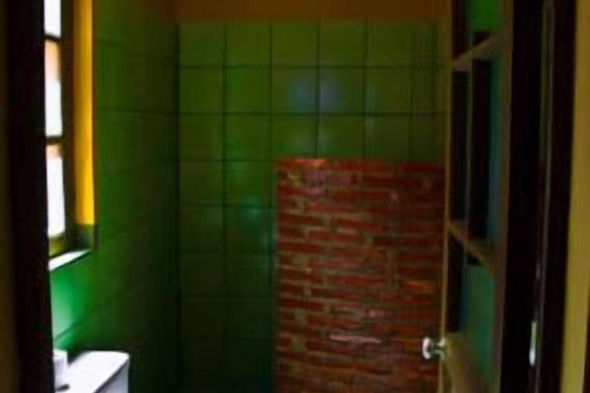 superior apartment, 2 bedrooms | bathroom | shower, rainfall showerhead, free toiletries, towels