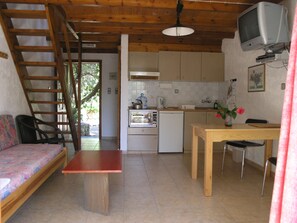 Frette Italian sheets, premium bedding, down comforters, pillowtop beds