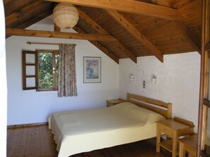 Traditional Cottage, 2 Bedrooms, Beach View