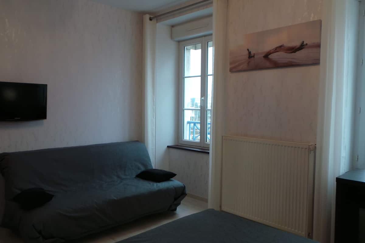 superior double room | premium bedding, individually decorated, individually furnished, desk