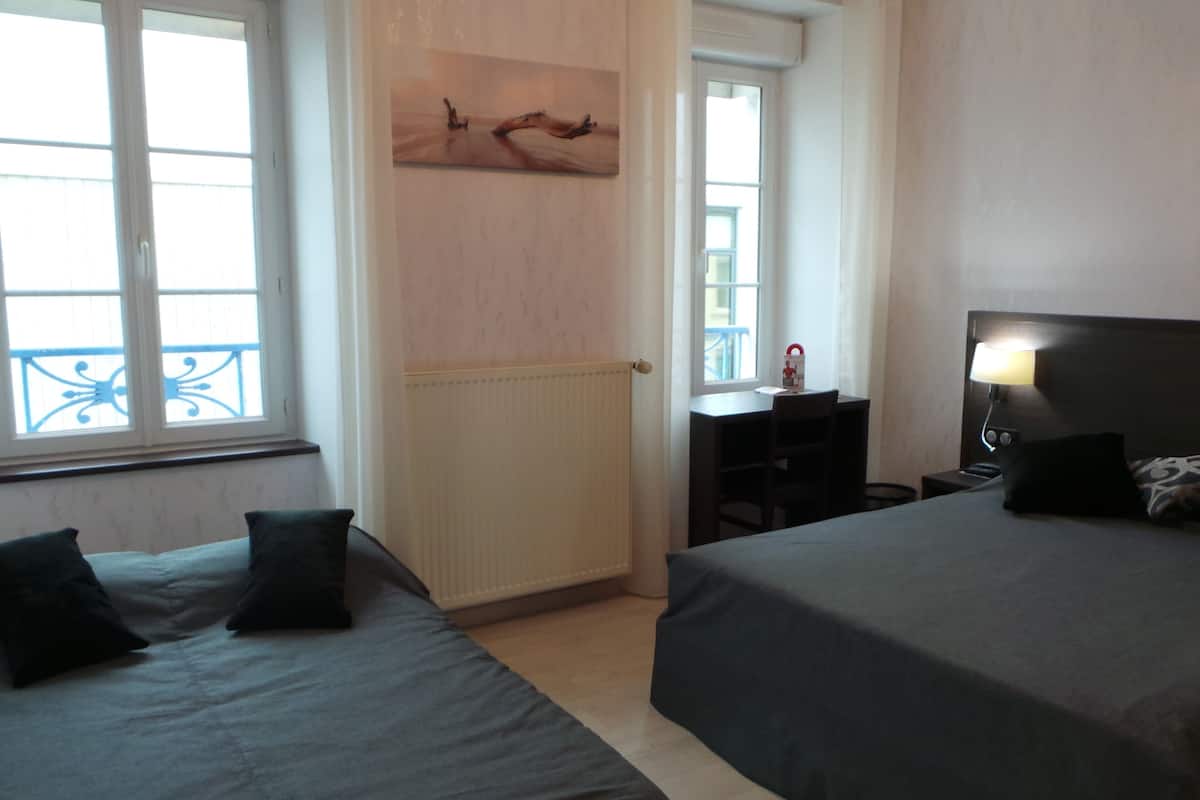 premium bedding, individually decorated, individually furnished, desk