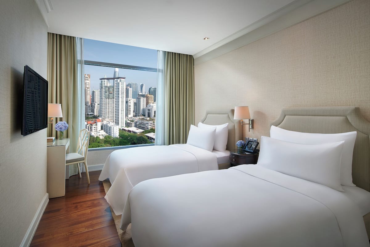 2 bedrooms, minibar, in-room safe, laptop workspace