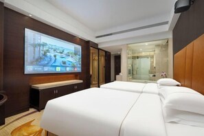 Minibar, in-room safe, alarm clocks - Sandborg Hotel (Shenzhen)