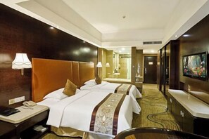 Minibar, in-room safe, alarm clocks