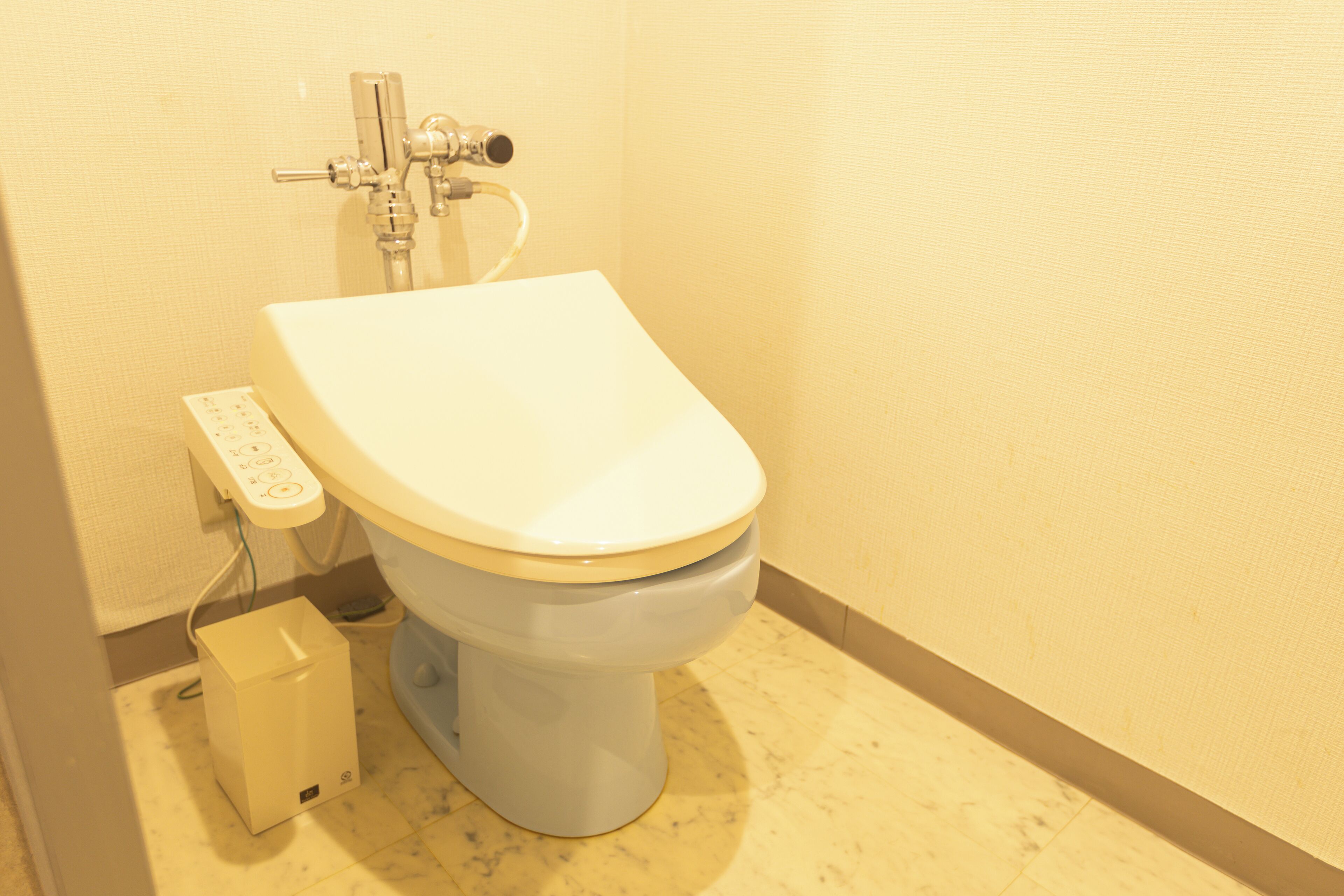 twin room, non smoking | 1 bedroom, individually furnished, iron/ironing board, free wifi