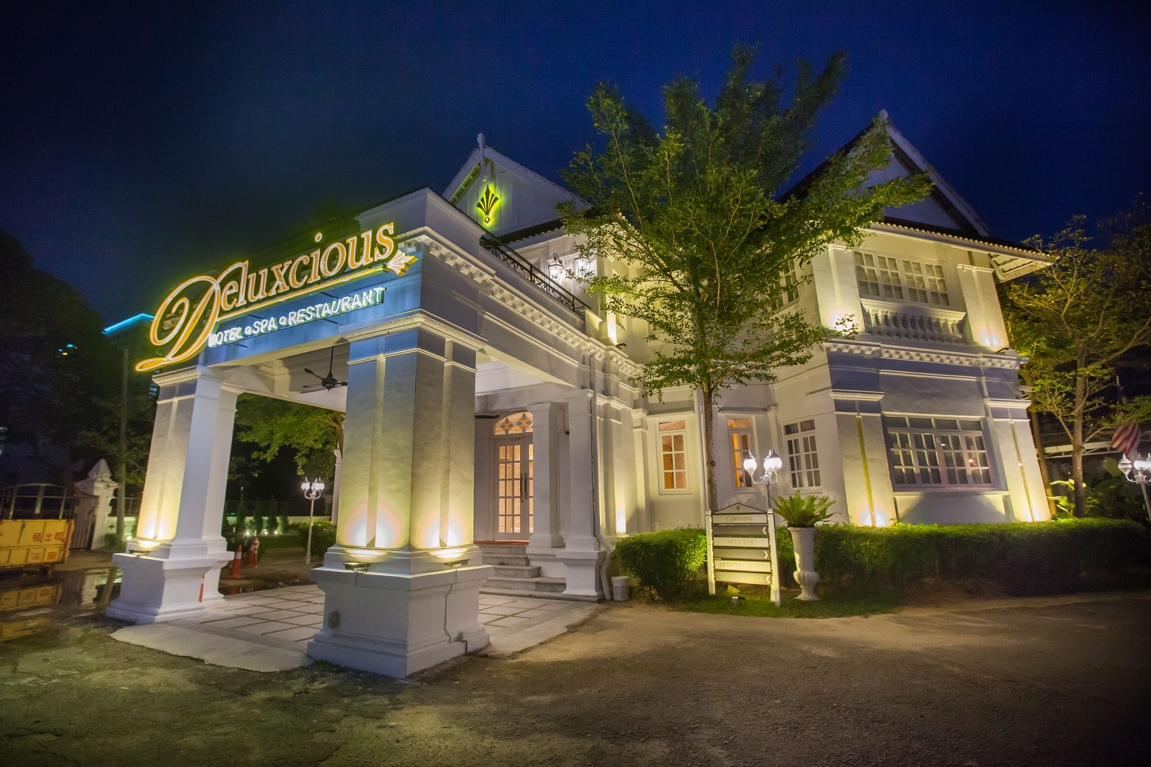 Front of property – evening/night