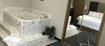 Days Inn by Wyndham Grove