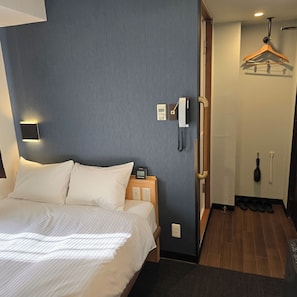 Premium bedding, down comforters, desk, blackout drapes