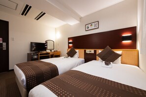 Basic Twin Room, 2 Single Beds, Non Smoking, Refrigerator