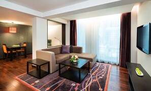 One - Bedroom Suite | 객실에서 보이는 전망