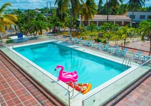 Outdoor pool, pool loungers