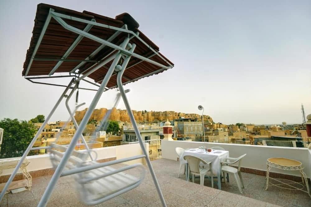 Hotel Jaisal Palace