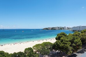 On the beach - Palia Tropico (Calvia)