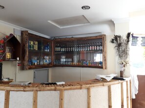 Bar (on property) - Sauraha Resort (Sauraha)