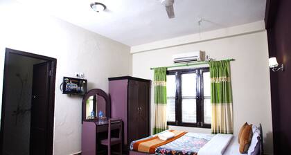 Sauraha Resort