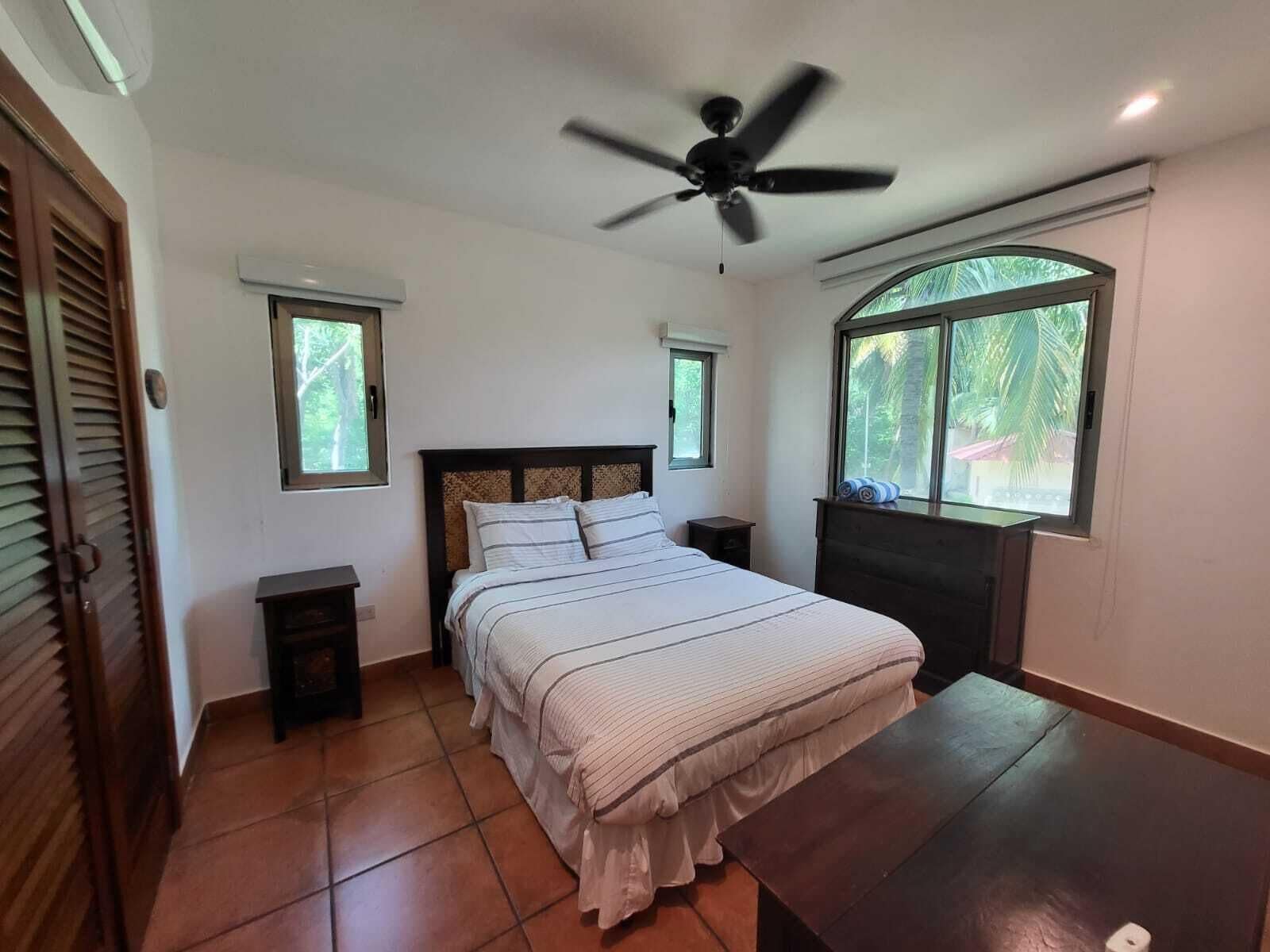 Leilighet – standard, 2 soverom, ved strandkanten | Wi-fi (inkludert) og sengetøy