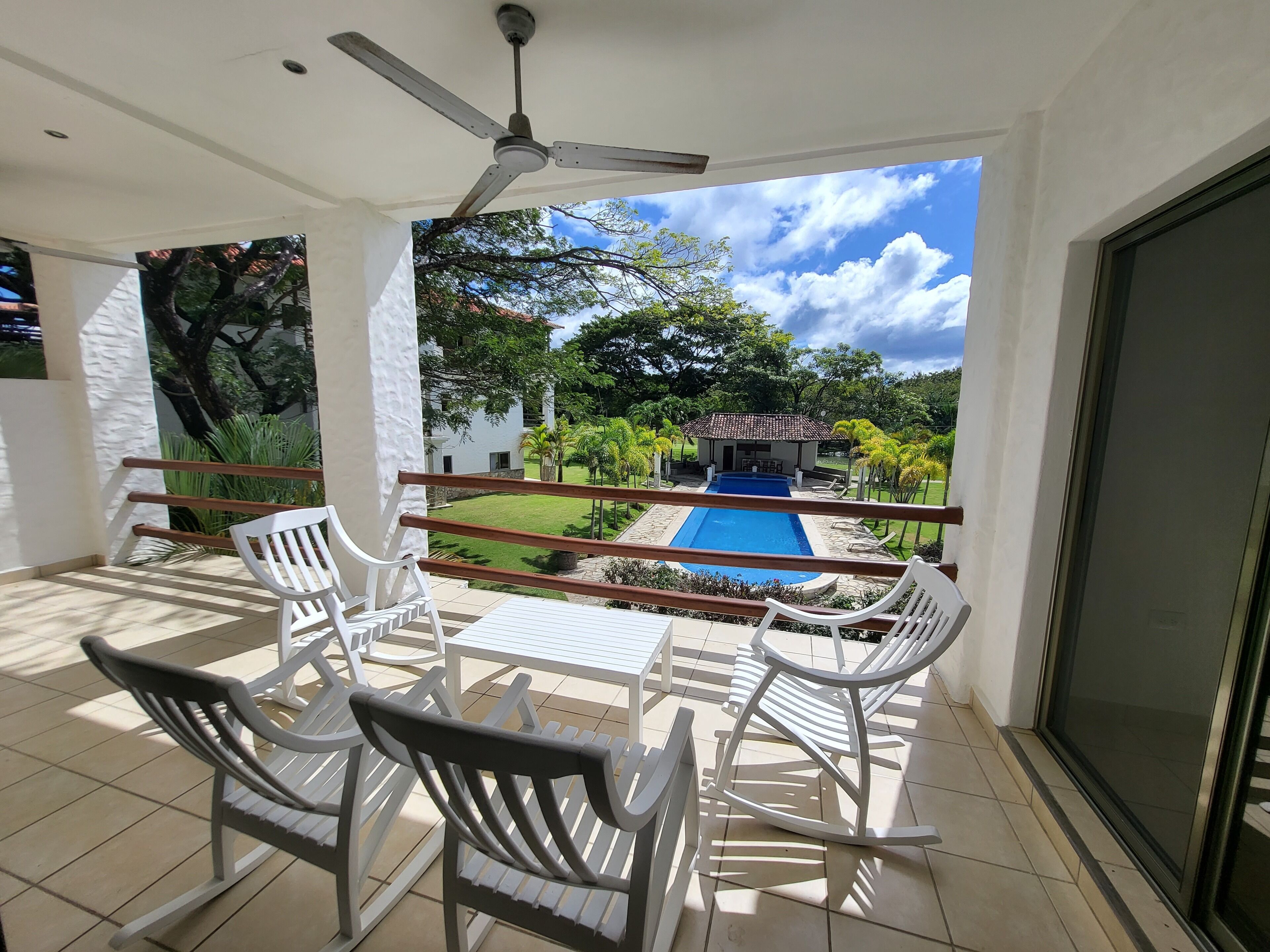 Classic Apartment | Living area | LED TV