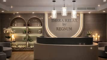 Couples treatment room(s), sauna, hot tub, steam room