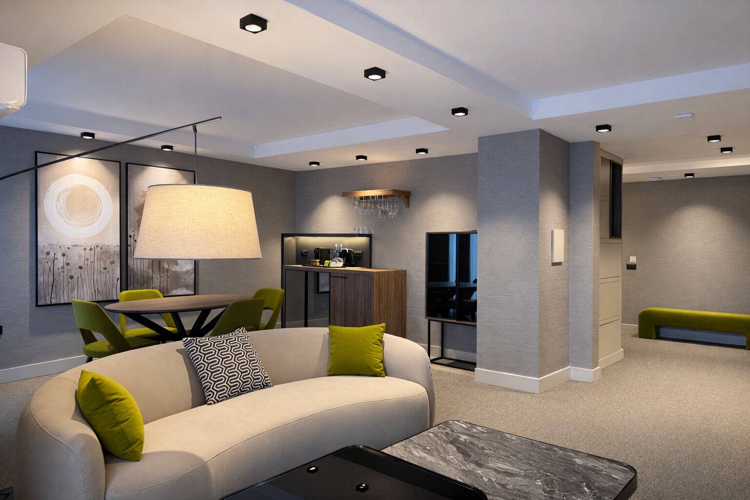 Presidential Suite | Living area | Toys