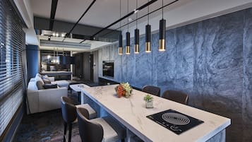 Presidential Suite, 1 Bedroom | In-room safe, desk, soundproofing, WiFi (free)