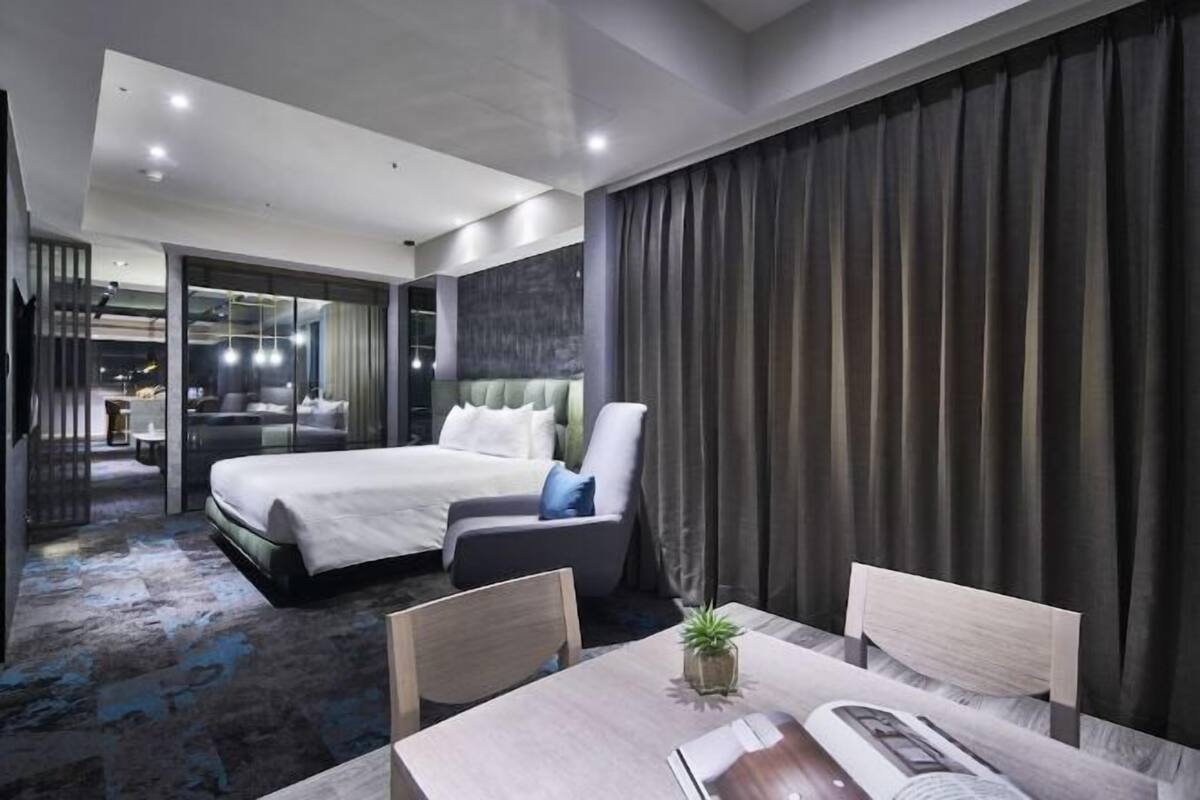 1 chambre, coffre-fort, bureau, systĂšme dâinsonorisation