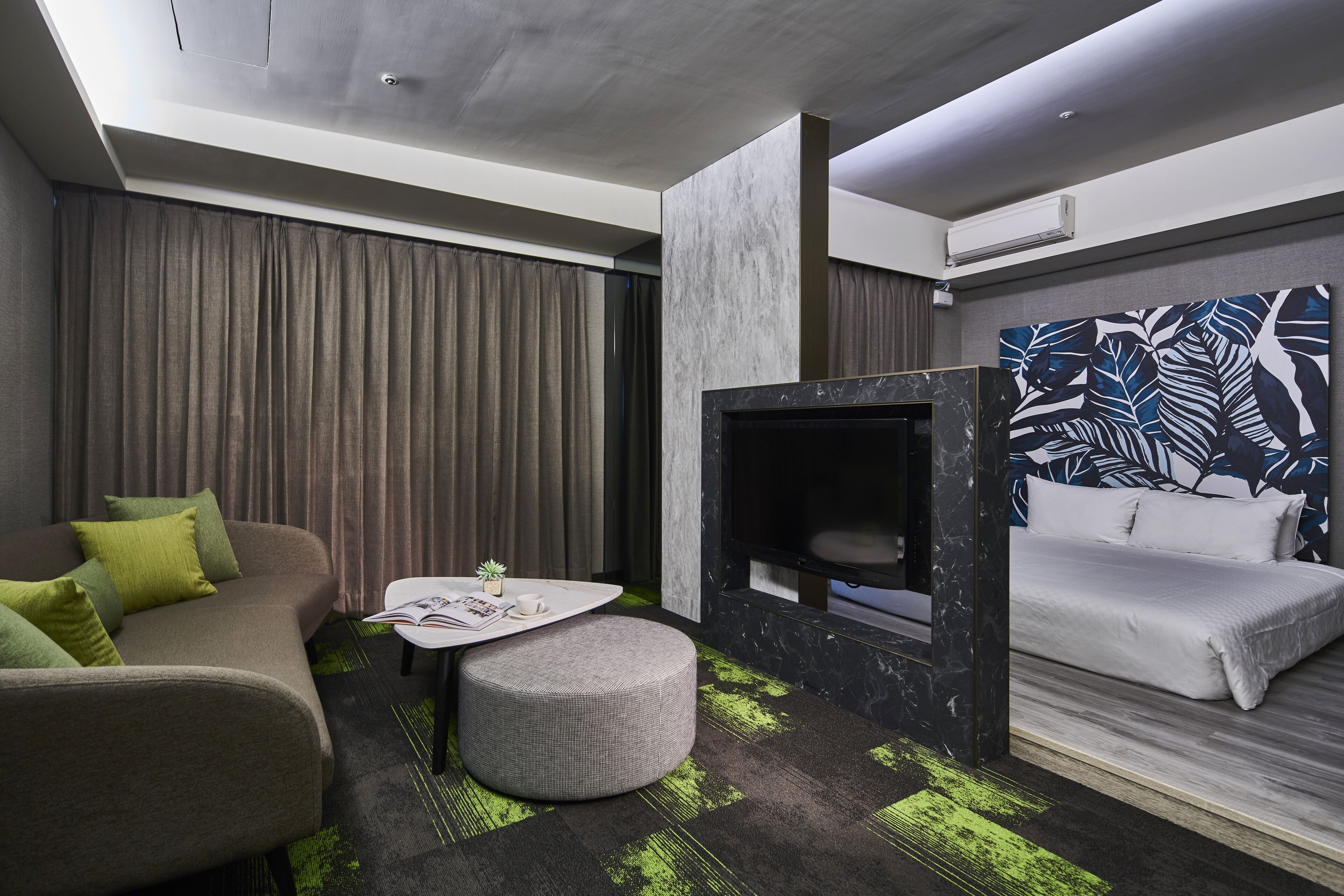 executive accesible | 1 bedroom, in-room safe, desk, soundproofing