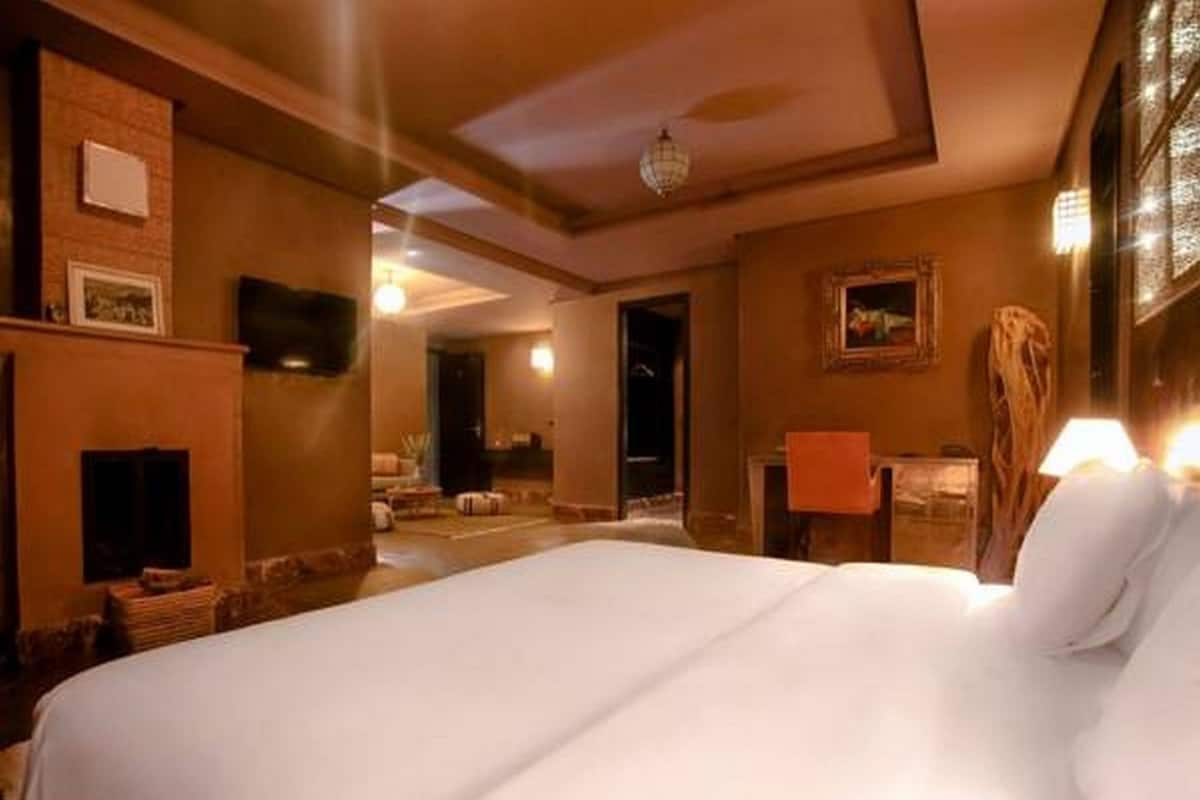 Literie de qualité supérieure, coffres-forts dans les chambres, bureau