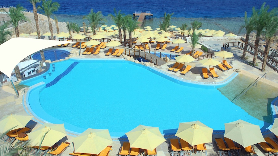 Xperience Sea Breeze Resort