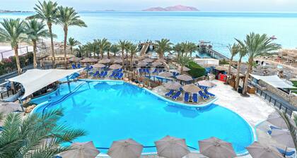 Xperience Sea Breeze Resort