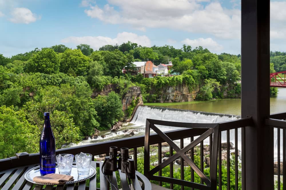 Diamond Mills Resort